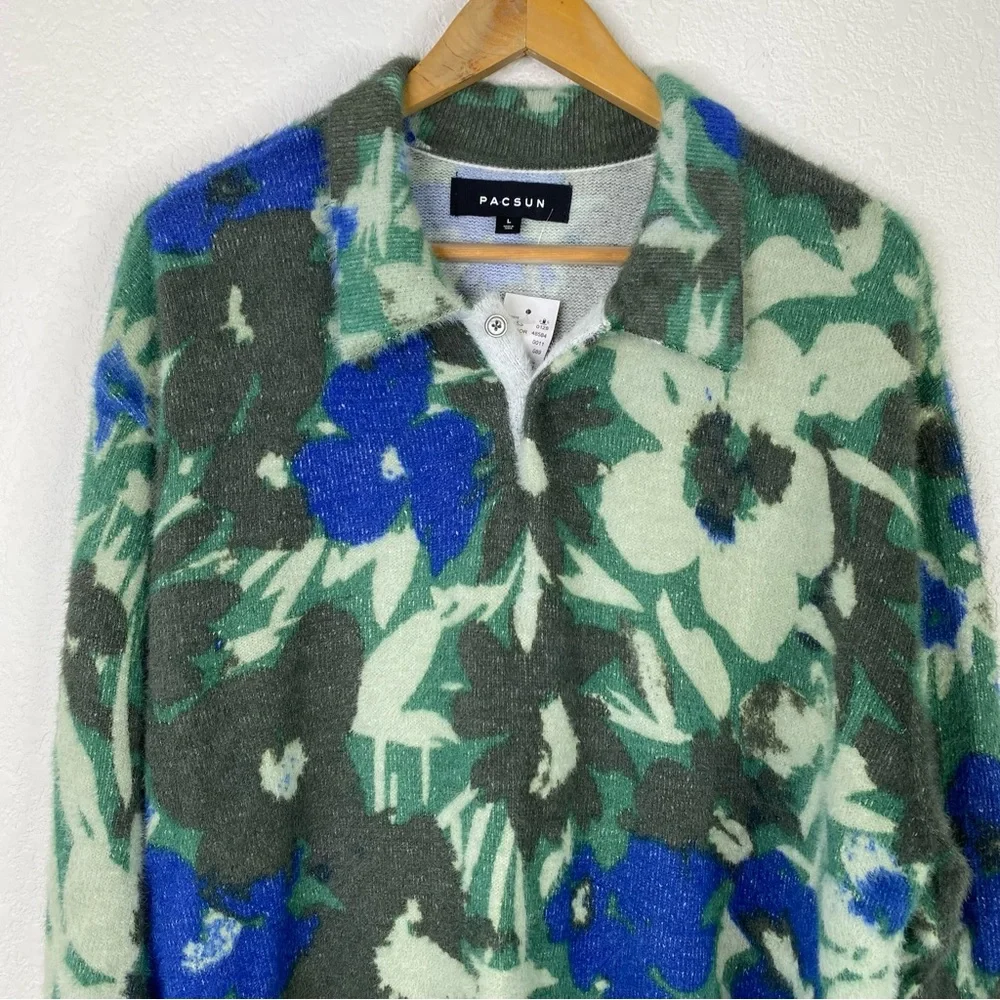 PacSun Blue and Green Floral Eyelash Polo Sweater